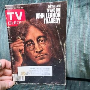 Nov. 1981 TV Guide John Lennon Cover Nastalgic Ads, Movies & Shows